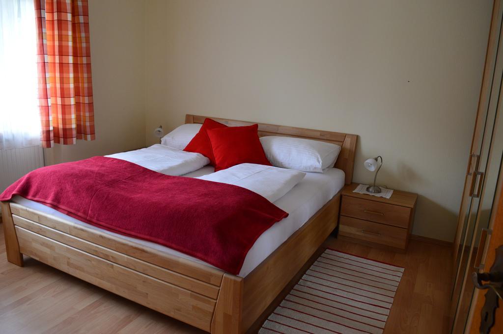 Appartements Kuchler Velden am Woerthersee Room photo